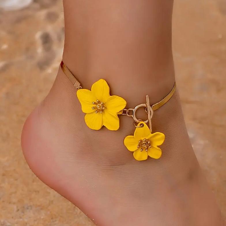 Elegant Flowers Anklet